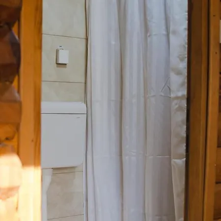 Brvnare Ala Chalet *